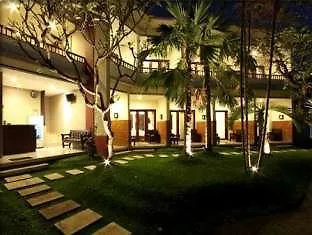 Billy Pendawa 3* Kuta (Bali)